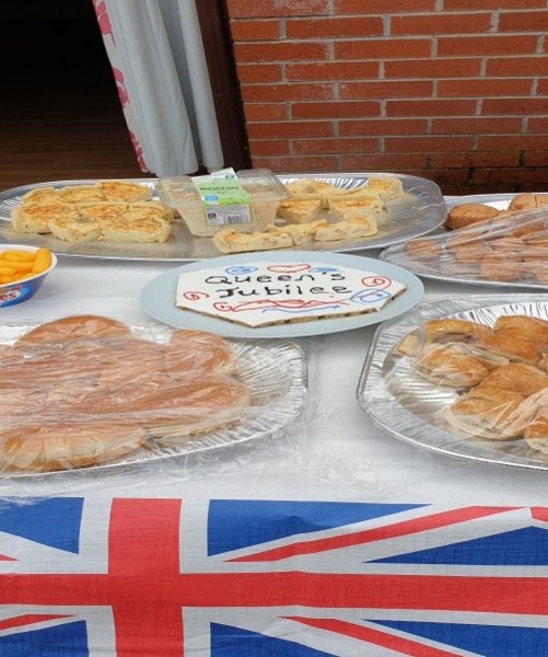 queens jubilee party food